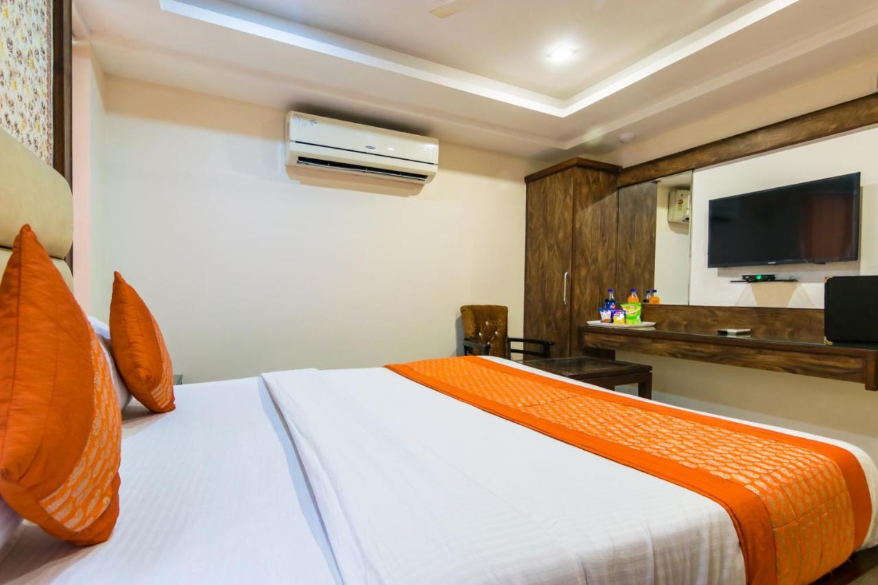 Hotel Baba Residency - 5 Minutes From Railway Station New Delhi