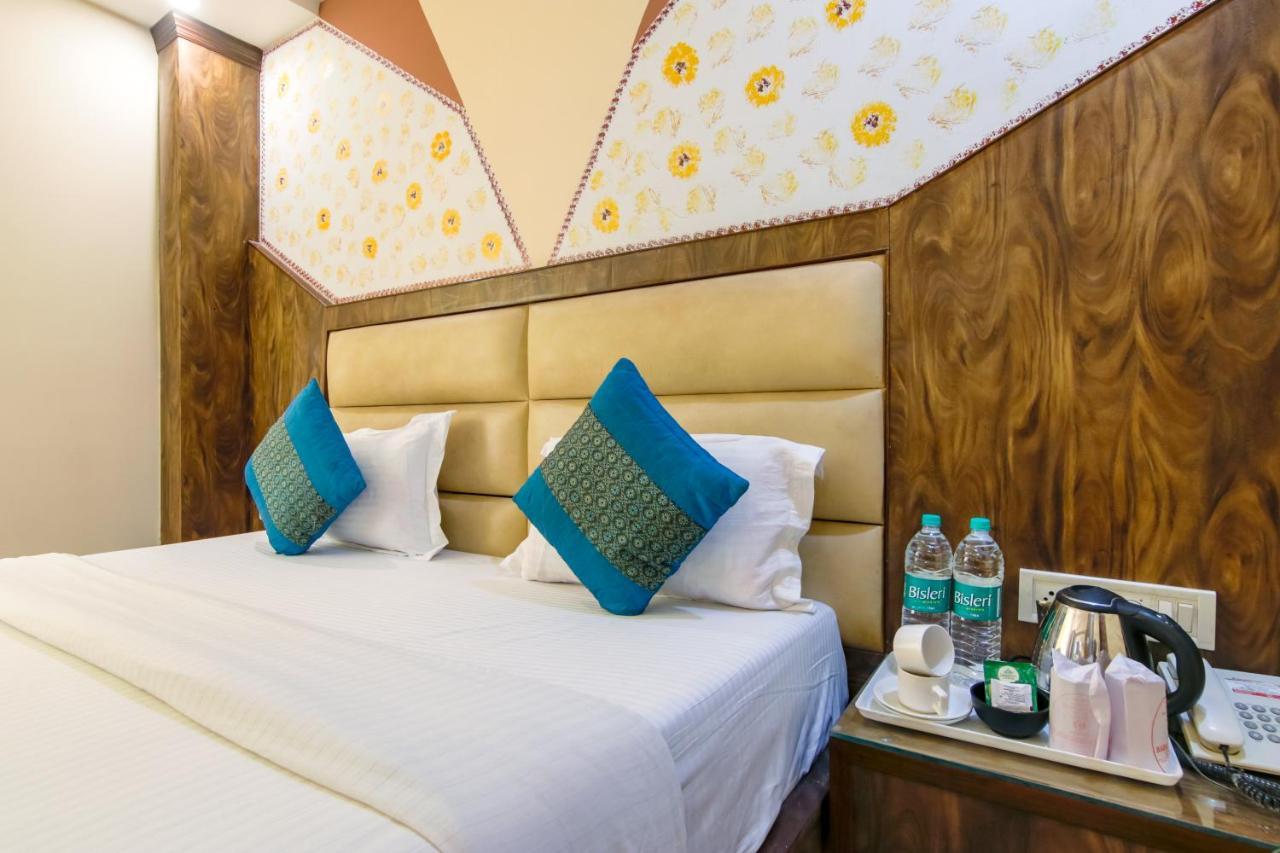 Hotel Baba Residency - 5 Minutes From Railway Station 3*