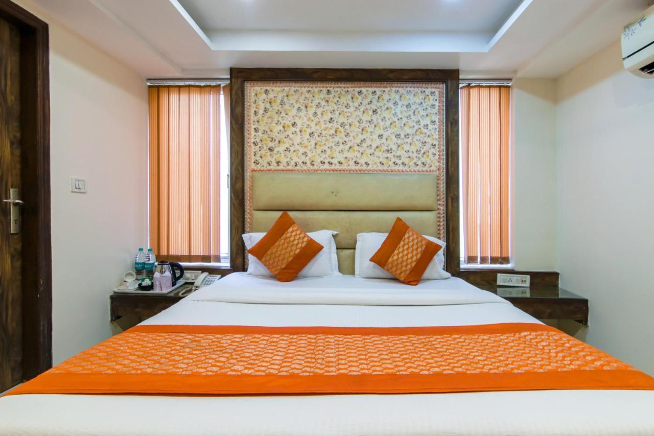 Baba Residency - 5 Minutes From Railway Station 3*