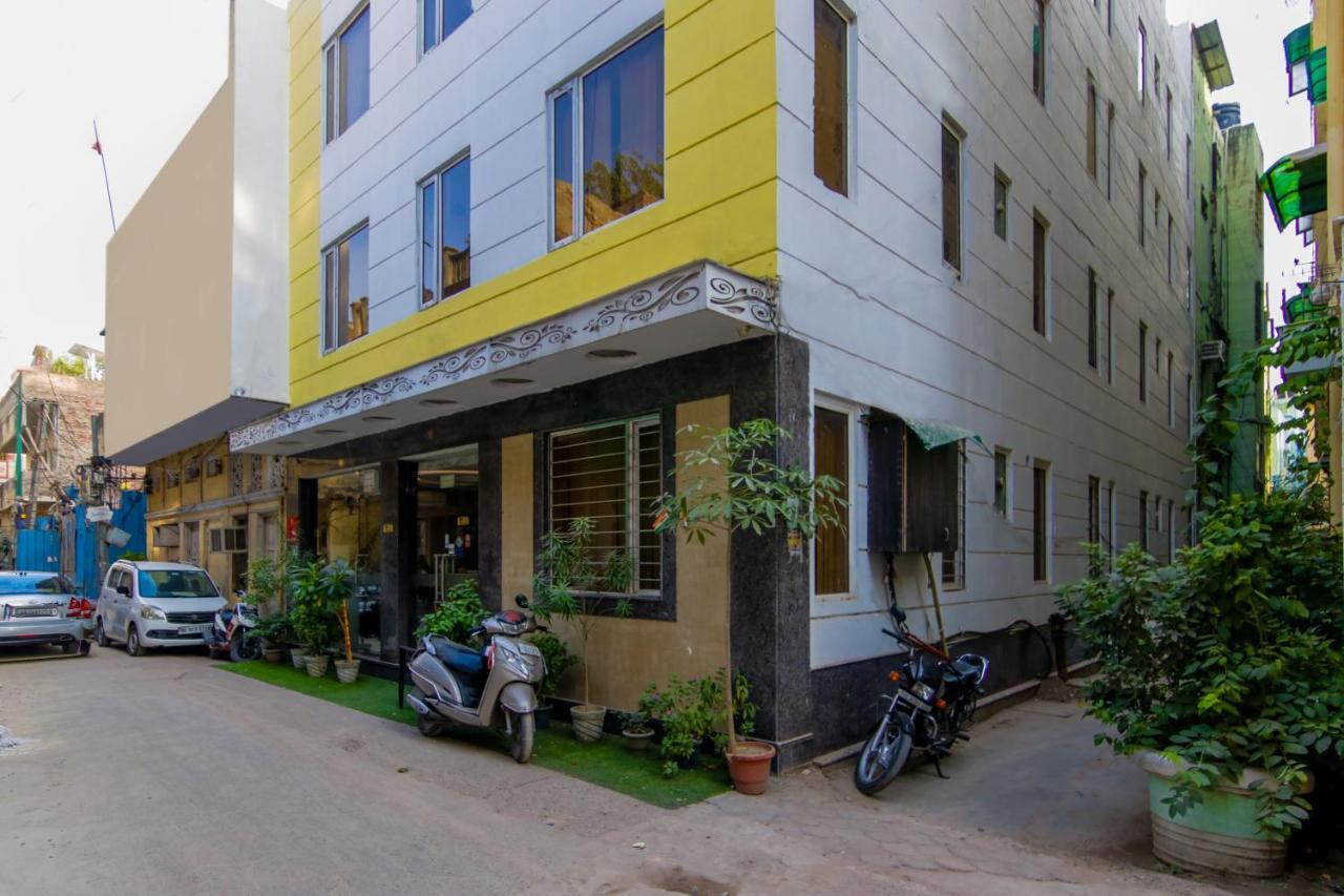 Baba Residency - 5 Minutes From Railway Station 3*