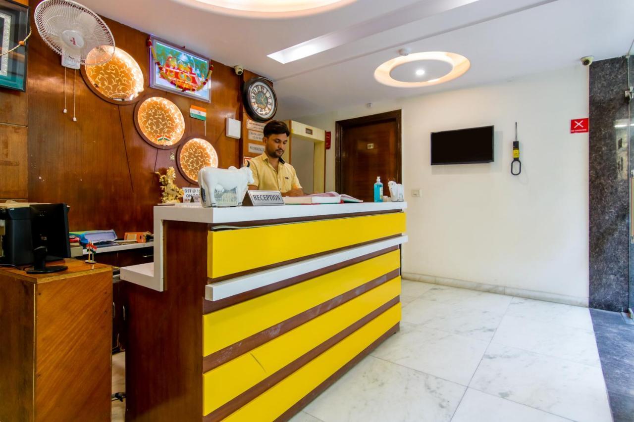 Baba Residency - 5 Minutes From Railway Station Hotel 3*