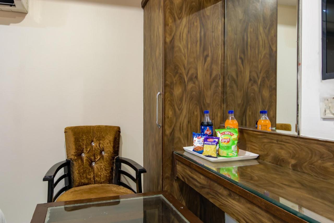 Baba Residency - 5 Minutes From Railway Station 3*