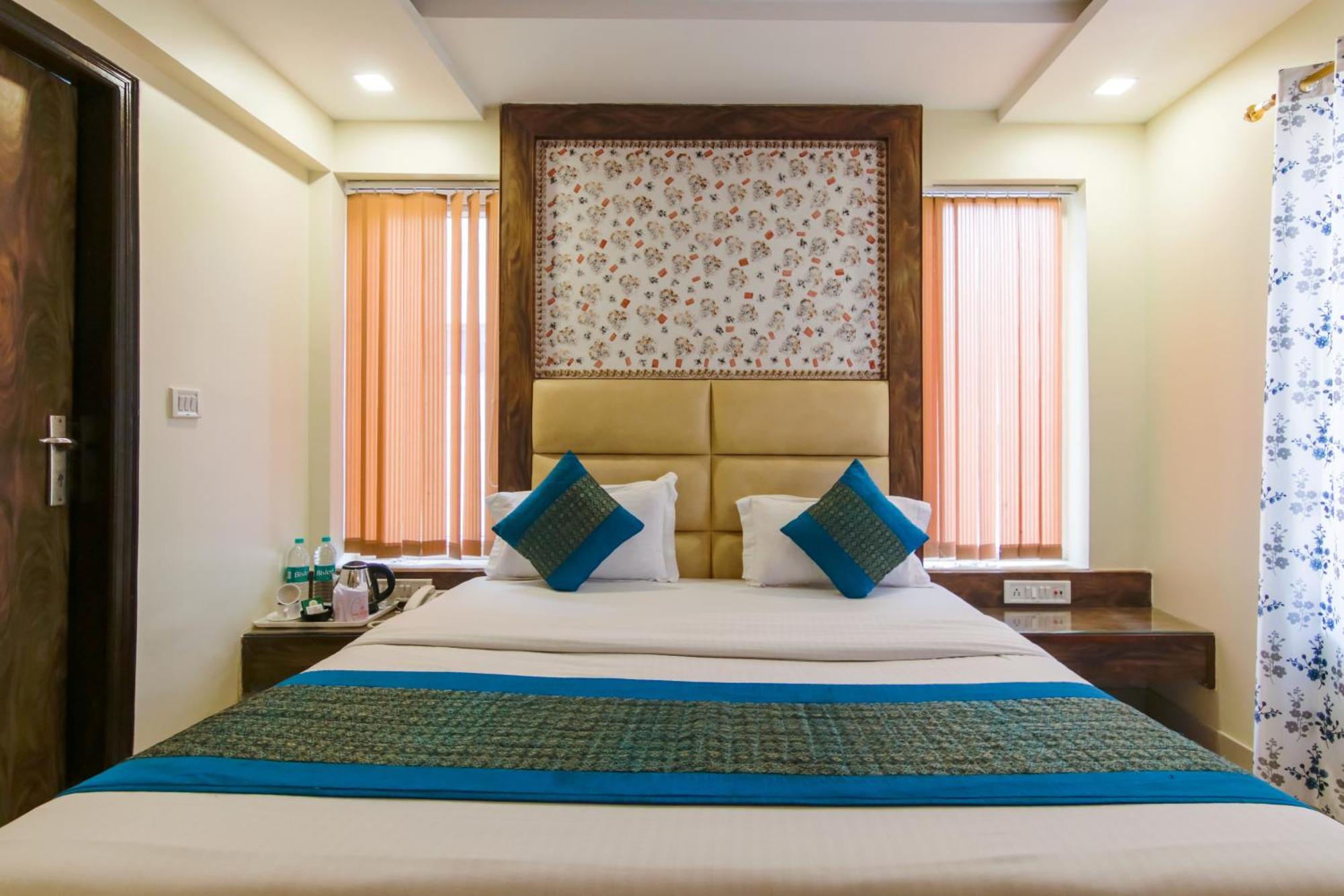 Hotel Baba Residency - 5 Minutes From Railway Station New Delhi